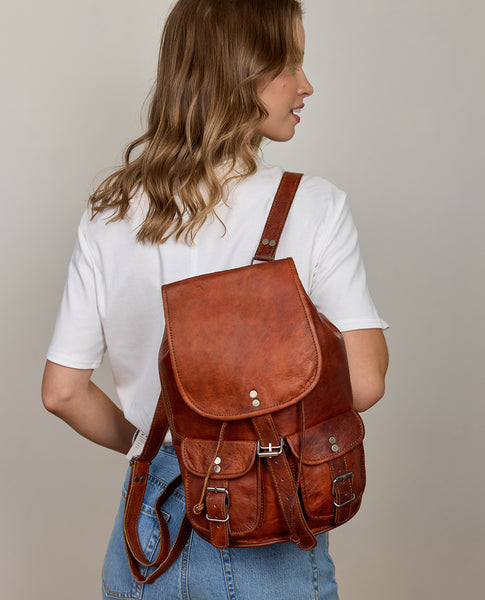 Sac bandoulière en cuir marron foncé, €517 | | Lookastic Sac bandoulière en cuir marron foncé, €517 | | Lookastic